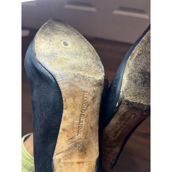 Manolo Blahnik Black Suede Pointed Toe Heels Size 5 Womens - Picture 9 of 10